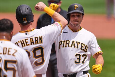 Ryan O'Hearn Homers Twice, Helps Pirates Avoid Sweep With 9-4 Win Over Reds